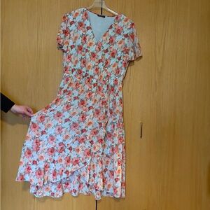 Elegant Floral Wrap Midi Dress